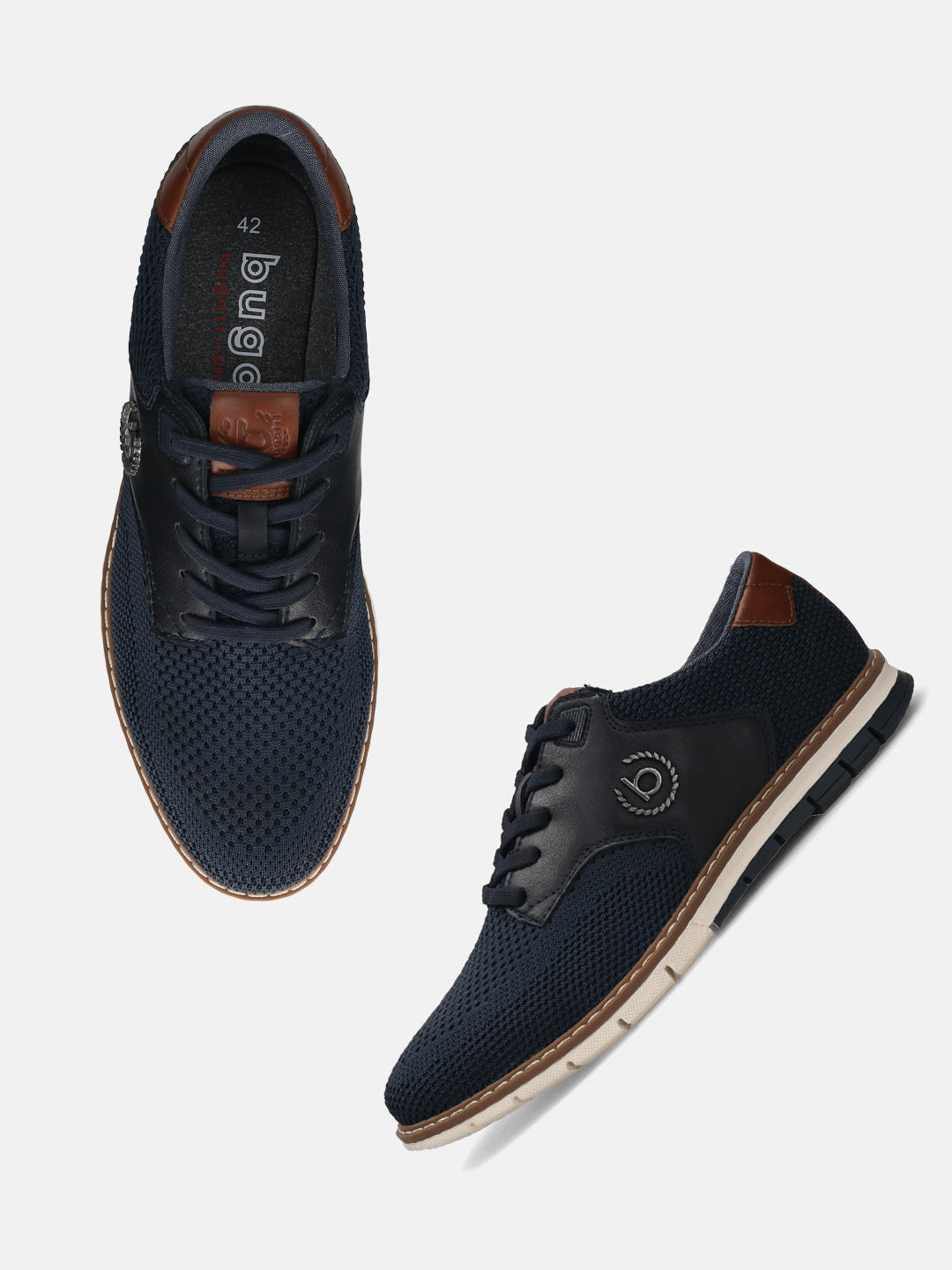 bugatti Sandman casual shoes in dark blue knit, featuring a leather saddle and brown trim.