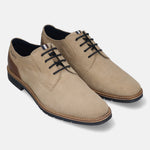 Men's Bugatti derby beige leather shoes with a round toe and plain toe featuring a stacked heel , a tpr outsole , and laces fastening.
