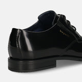 Men's Bugatti derby black leather shoes with a pointed toe and plain toe featuring a moulded heel , a tpr outsole , and laces fastening.