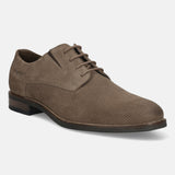 Men's Bugatti derby beige leather shoes with a pointed toe and plain toe featuring a moulded heel , a tpr outsole , and laces fastening.