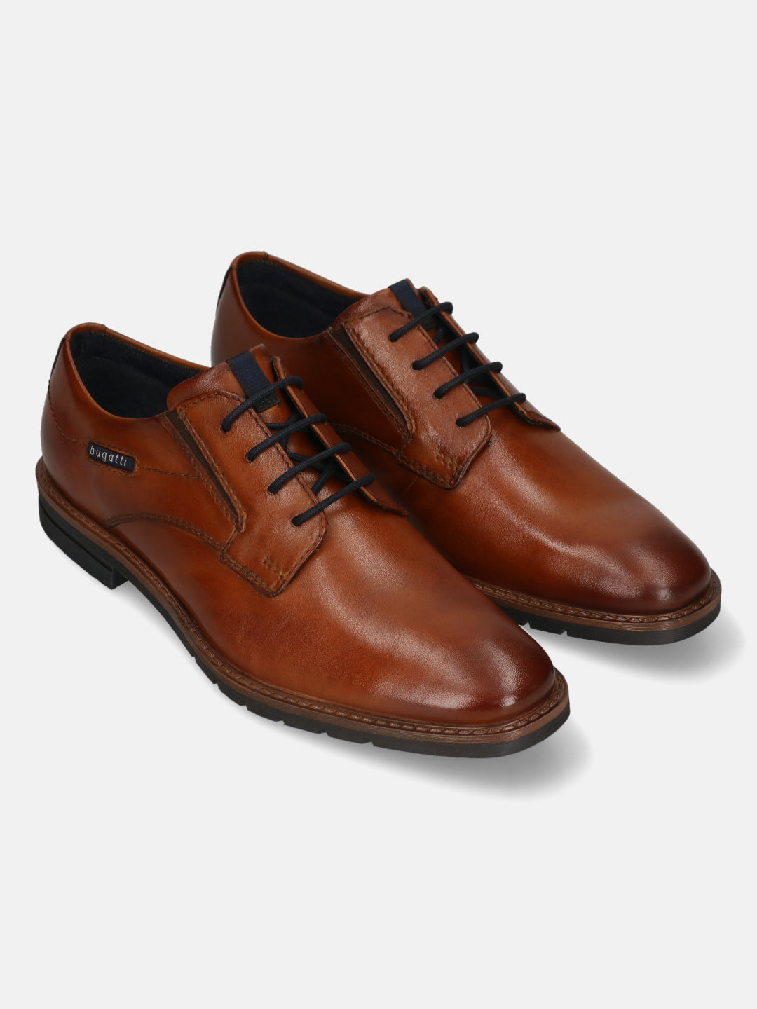 Men's Bugatti derby cognac leather shoes with a round toe and plain toe featuring a stacked heel , a tpr outsole , and laces fastening.