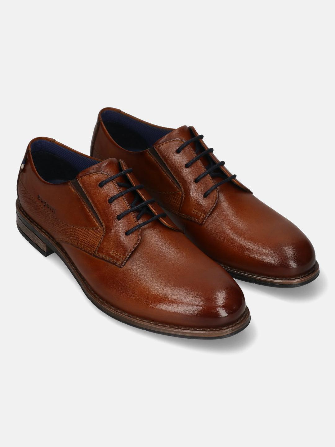Men's Bugatti derby cognac leather shoes with a round toe and plain toe featuring a moulded heel , a tpr outsole , and laces fastening.