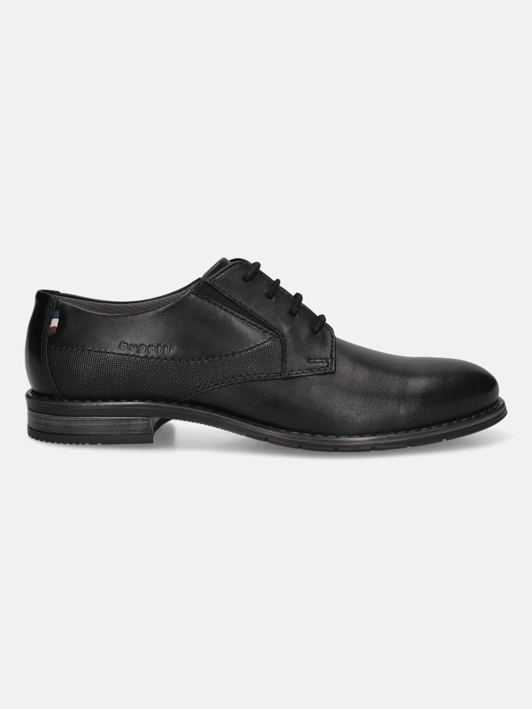 Men's Bugatti derby black leather shoes with a round toe and plain toe featuring a moulded heel , a tpr outsole , and laces fastening.