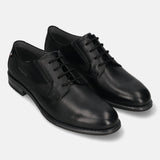 Men's Bugatti derby black leather shoes with a round toe and plain toe featuring a moulded heel , a tpr outsole , and laces fastening.