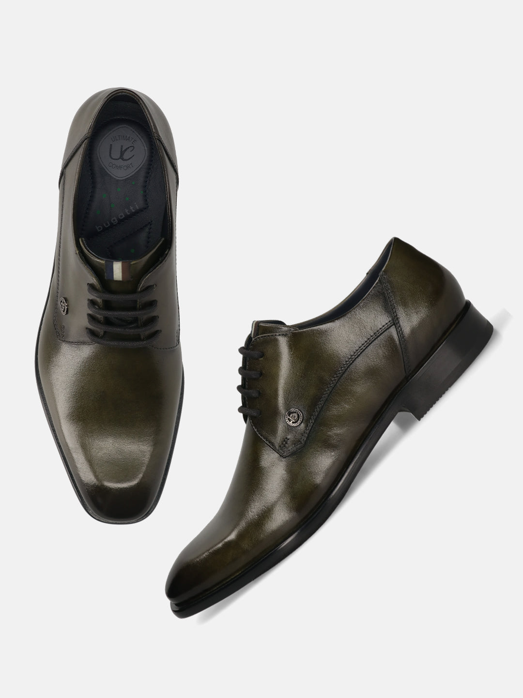 Men's Bugatti derby green leather shoes with a pointed toe and plain toe featuring a stacked heel , a leather outsole , and laces fastening.