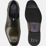 Men's Bugatti derby green leather shoes with a pointed toe and plain toe featuring a stacked heel , a leather outsole , and laces fastening.