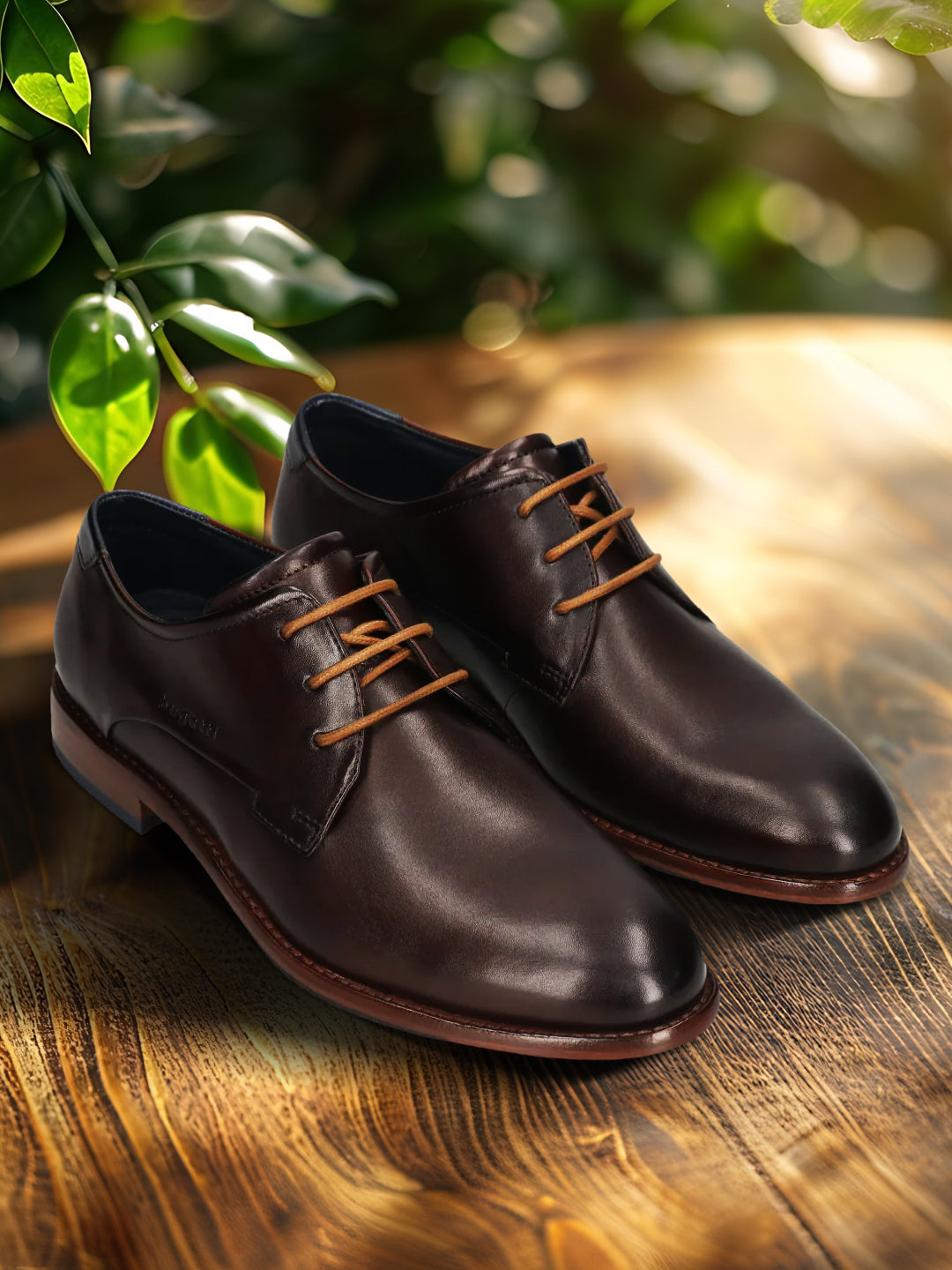 A brown Men's bugatti Derby featuring a round toe plain toe, stacked heel. Made from premium genuine leather with a durable leather outsole, this laces design offers both style and comfort.