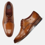 Men's Bugatti derby cognac leather shoes with a pointed toe and plain toe featuring a stacked heel , a leather outsole , and laces fastening.