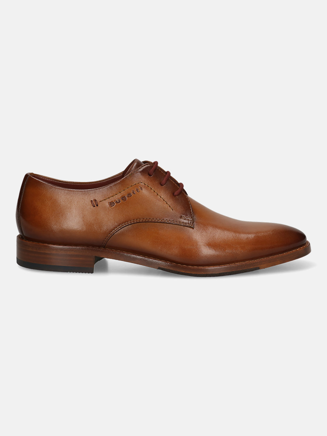 Men's Bugatti derby cognac leather shoes with a pointed toe and plain toe featuring a stacked heel , a leather outsole , and laces fastening.