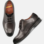 Men's Bugatti derby grey leather shoes with a round toe and plain toe featuring a stacked heel , a tpr outsole , and laces fastening.