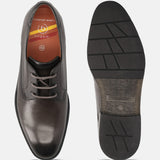 Men's Bugatti derby grey leather shoes with a round toe and plain toe featuring a stacked heel , a tpr outsole , and laces fastening.