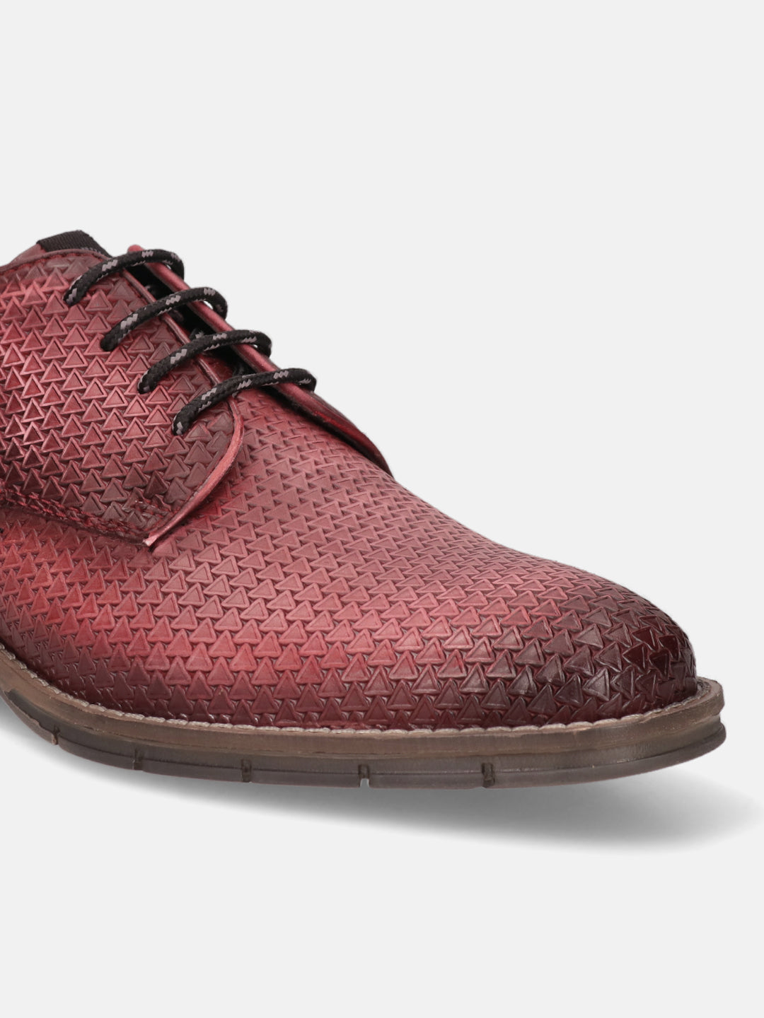 Red leather derby shoe by bugatti, featuring a subtle textured triangle pattern and dark laces.