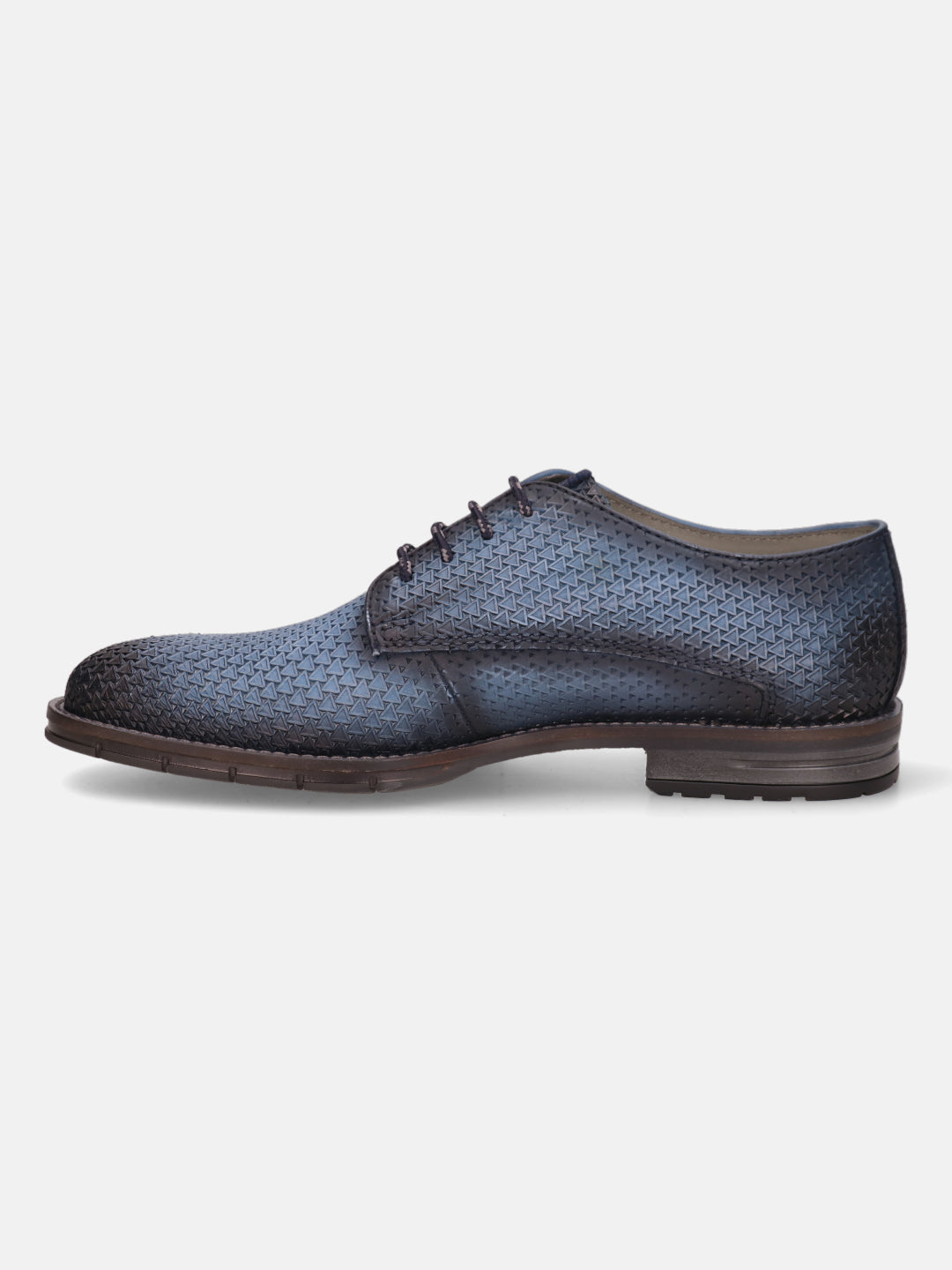 Blue premium leather derby shoes by bugatti featuring a patterned texture and brown laces, shown in a side view.