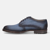 Blue premium leather derby shoes by bugatti featuring a patterned texture and brown laces, shown in a side view.