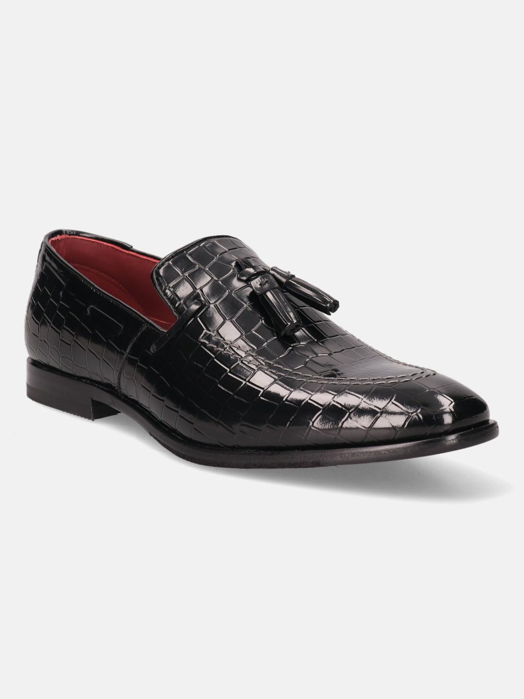 A black Men's bugatti Tassel Loafers featuring a round toe plain toe, stacked heel. Made from premium genuine leather with a durable leather outsole, this slip-on design offers both style and comfort.