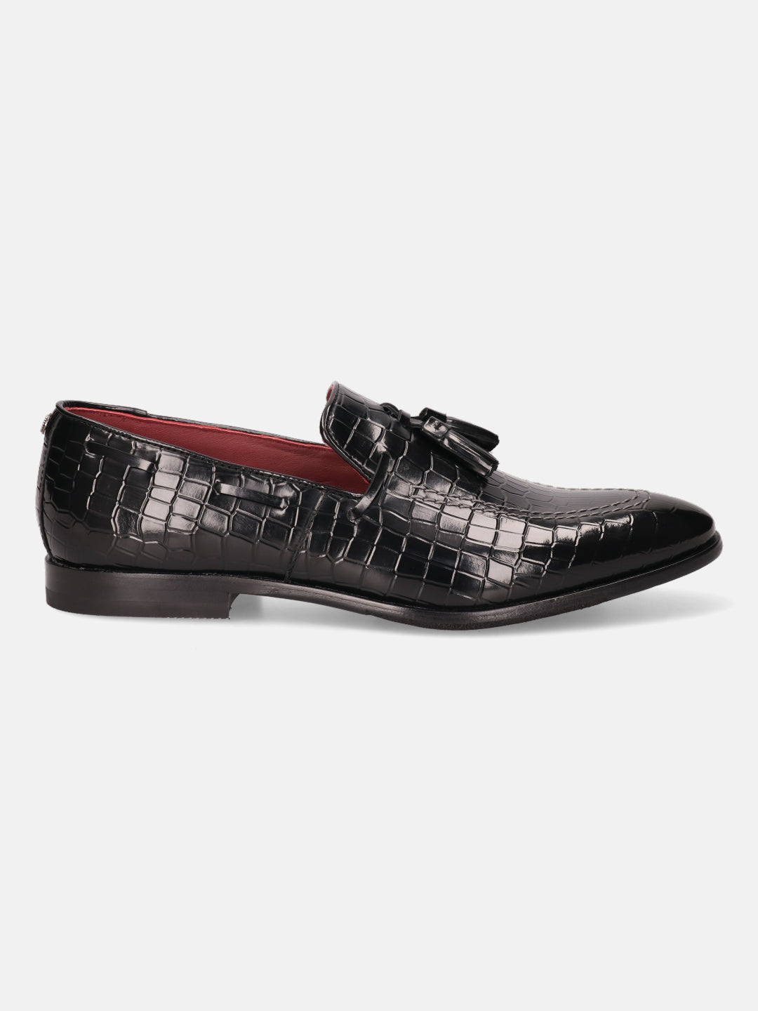 A black Men's bugatti Tassel Loafers featuring a round toe plain toe, stacked heel. Made from premium genuine leather with a durable leather outsole, this slip-on design offers both style and comfort.