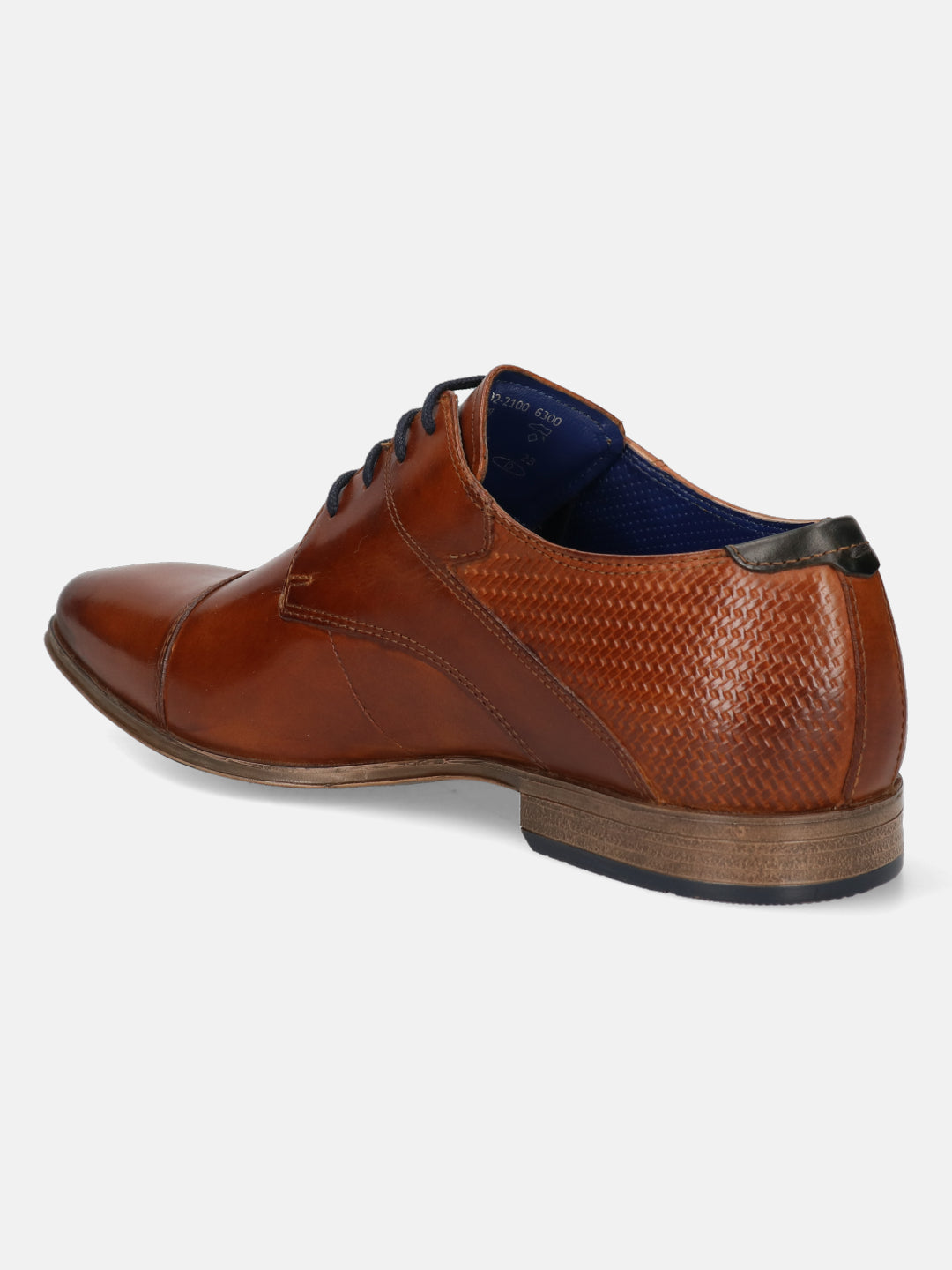 A cognac Men's bugatti Derby featuring a round toe cap toe, stacked heel. Made from premium genuine leather with a durable high quality synthetic outsole, this laces design offers both style and comfort.