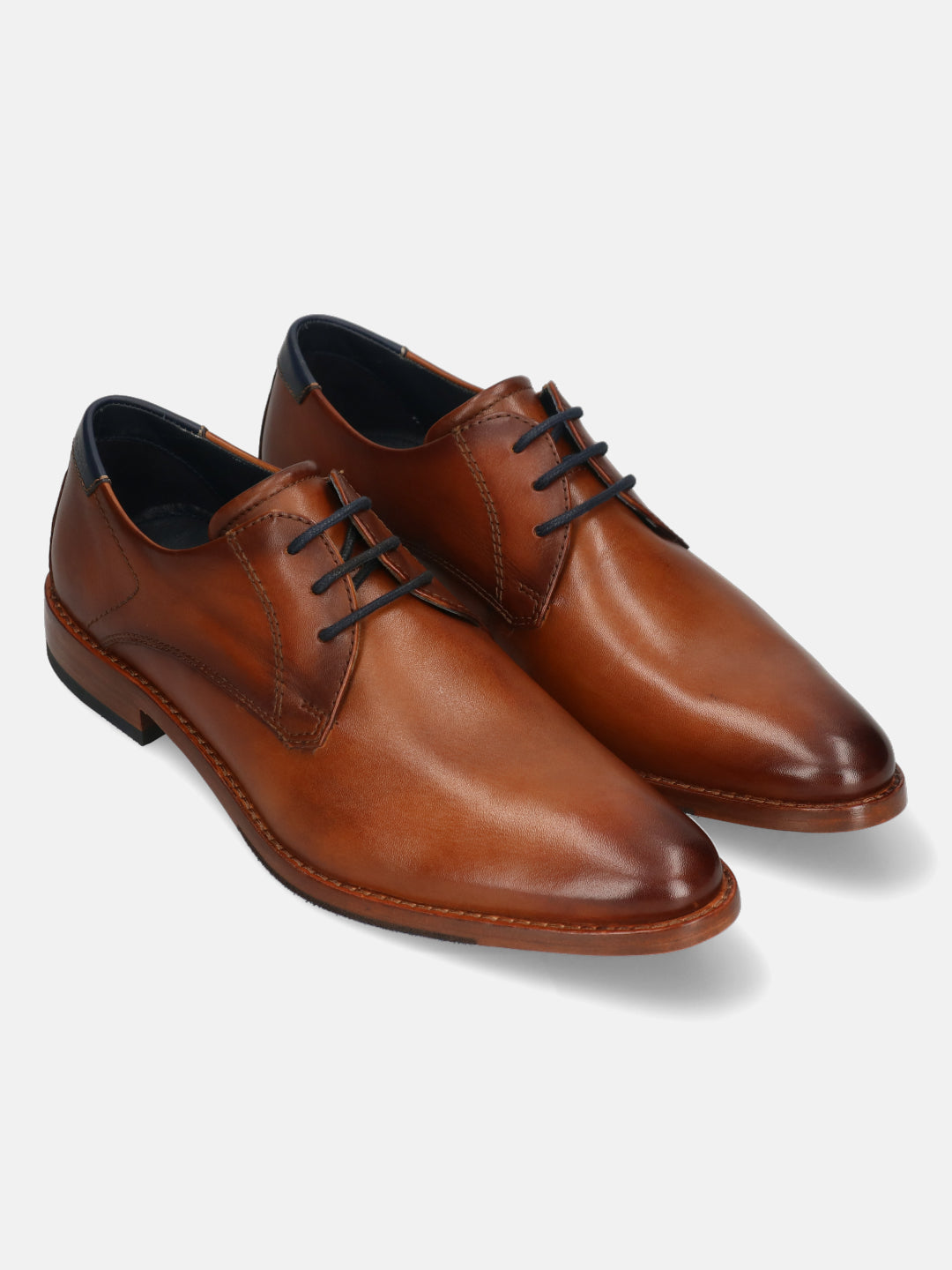 A cognac Men's bugatti Derby featuring a pointed toe plain toe, stacked heel. Made from premium genuine leather with a durable leather outsole, this laces design offers both style and comfort.