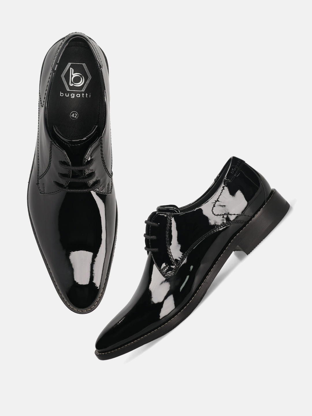 A black Men's bugatti Derby featuring a pointed toe plain toe, stacked heel. Made from premium genuine leather with a durable leather outsole, this laces design offers both style and comfort.