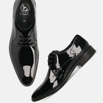 A black Men's bugatti Derby featuring a pointed toe plain toe, stacked heel. Made from premium genuine leather with a durable leather outsole, this laces design offers both style and comfort.