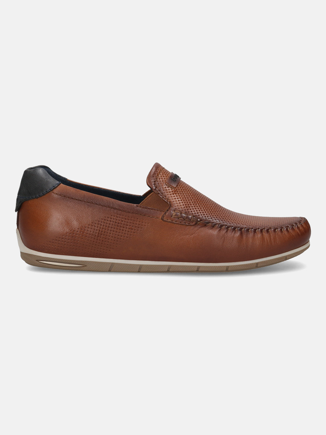 Men's Bugatti casual cognac leather shoes with a square toe and apron toe , a tpr outsole.