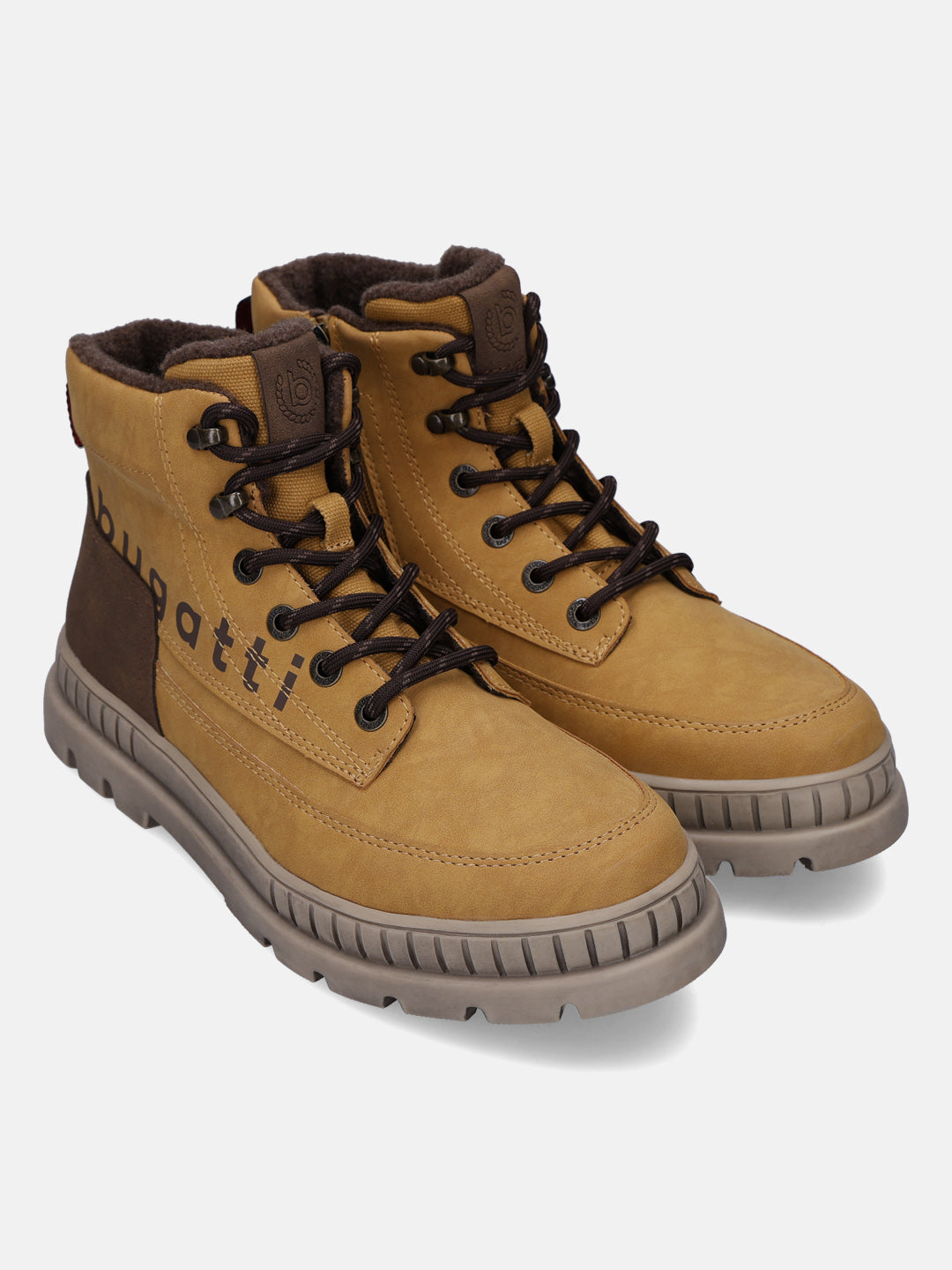 Bugatti Pallario beige casual boots with a brown accent at the heel, lace-up closure, and lug soles.