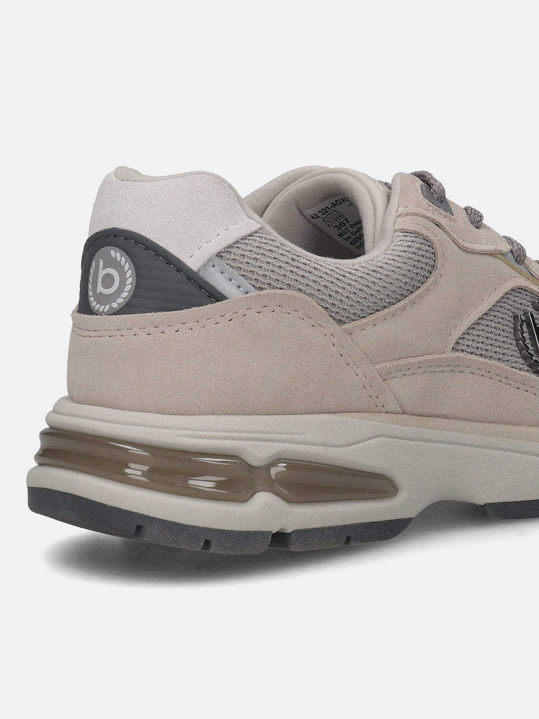 Cropped back view of a beige bugatti Parry premium leather sneaker with a gray sole and air cushion.