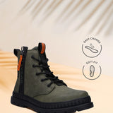 Bugatti Pallario comfort casual boots in dark green with black laces and sole, alongside "easy change" and "soft fit" icons.