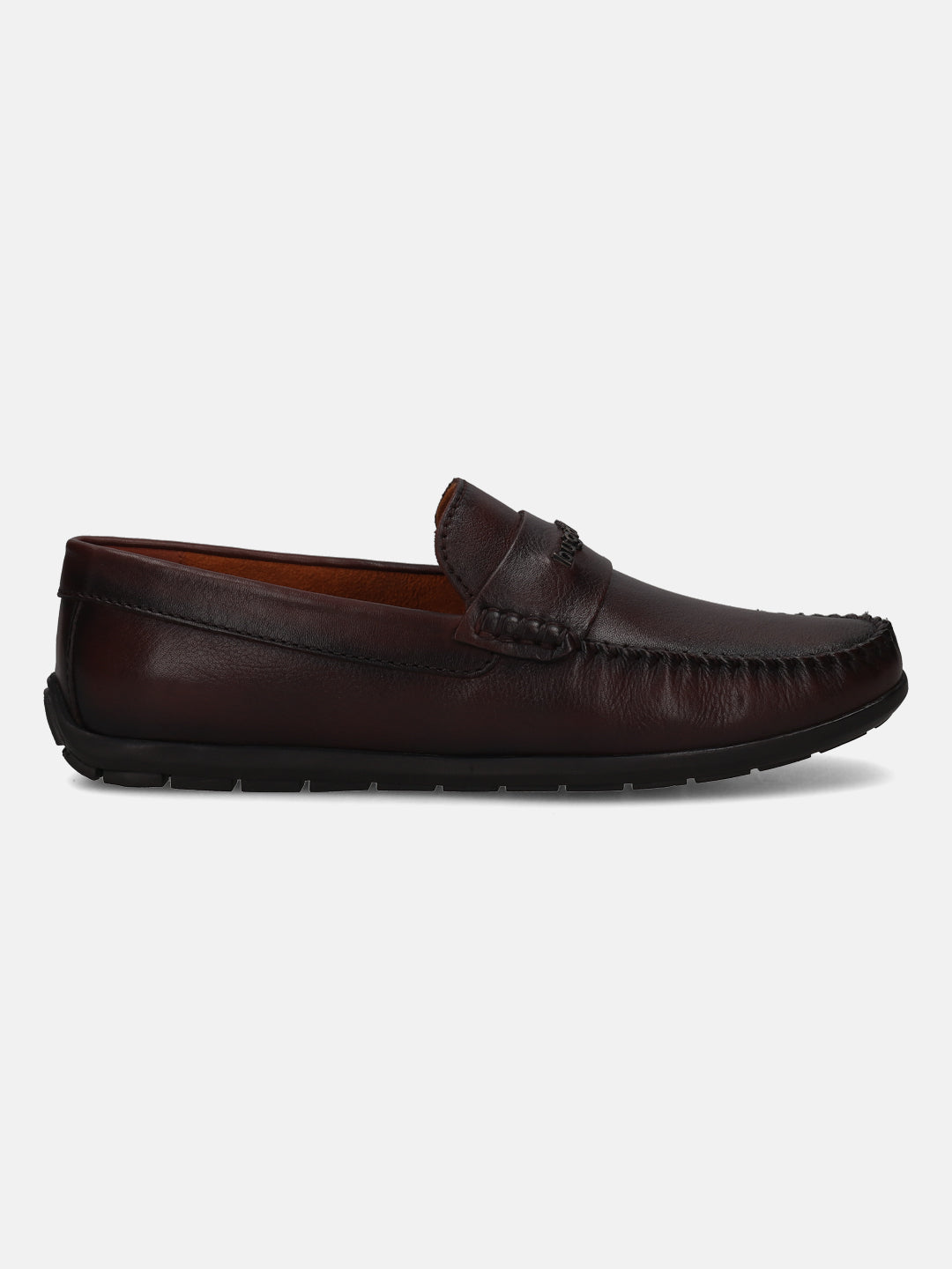 bugatti Linex casual shoes in mid-brown premium leather, a comfortable slip-on style.