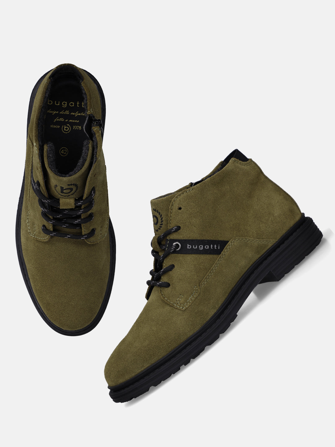 Bugatti Abel Evo ankle boots in dark green premium leather, with a black sole and lace-up closure.

