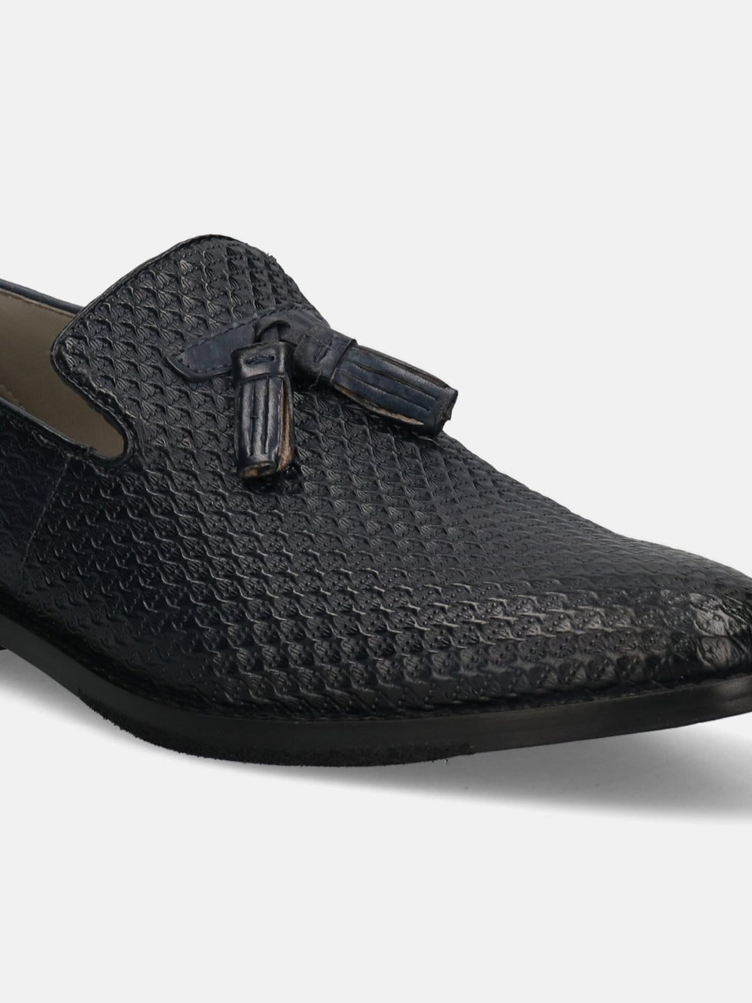 A blue Men's bugatti  Tassel Loafers featuring a pointed toe plain toe, stacked heel. Made from premium genuine leather with a durable leather outsole, this slip-on design offers both style and comfort.