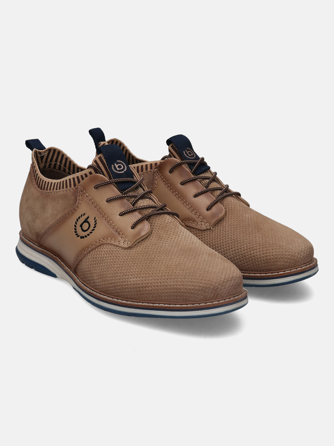 A beige Men's bugatti Oxford featuring a pointed plain toe, zero heels heel, and a wide fit. Made from premium genuine leather with a durable tpr outsole, this laces design offers both style and comfort.